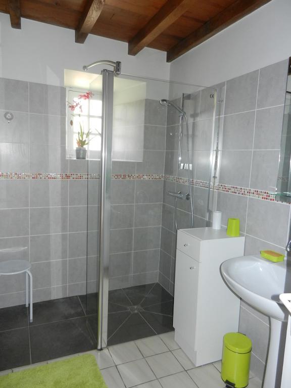 La Maison des Cornières Fourcès Chambre photo