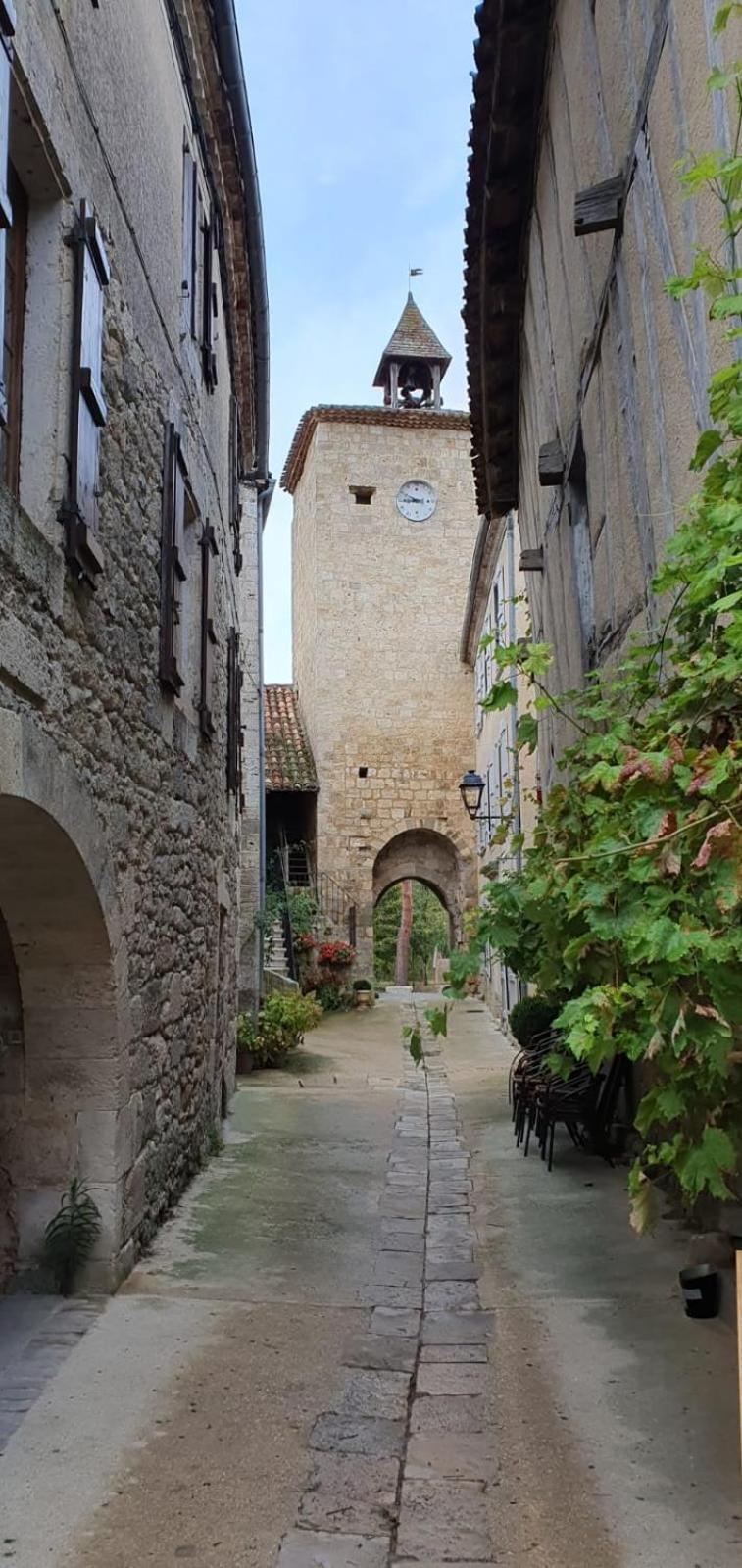 La Maison des Cornières Fourcès Extérieur photo