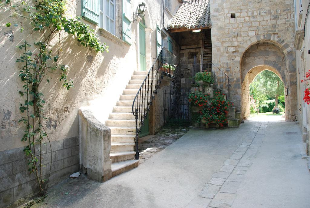 La Maison des Cornières Fourcès Extérieur photo